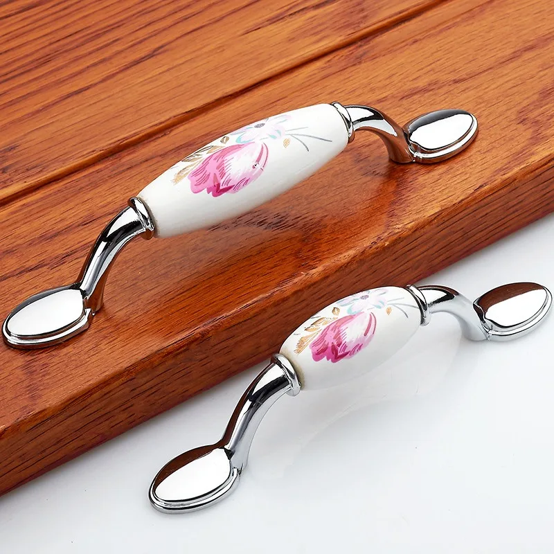 Tulpe Keramik Türgriff Silber  – Vintage Furniture Hardware Pulls Bewertung und Preis